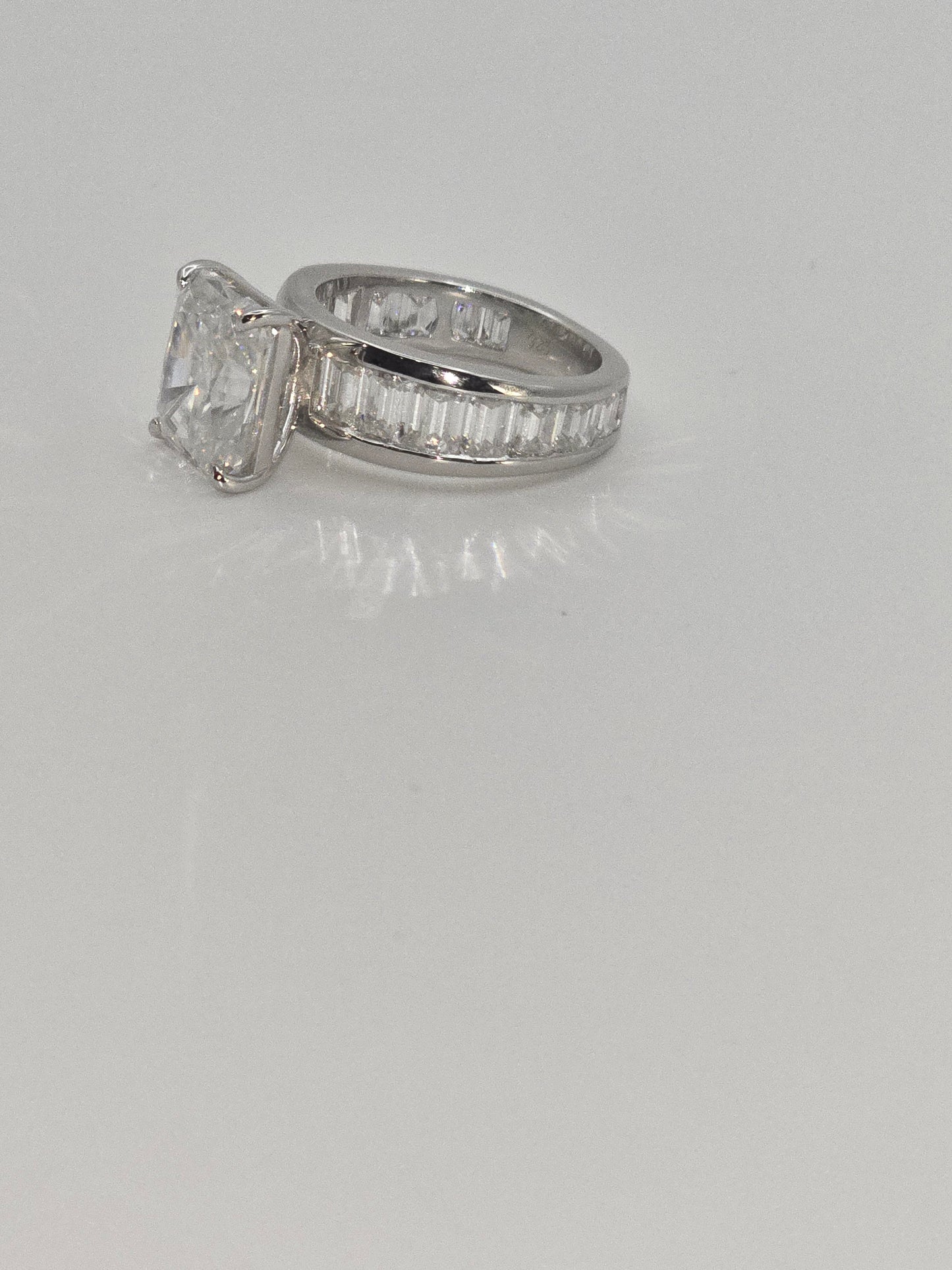 Radiant cut engagement ring