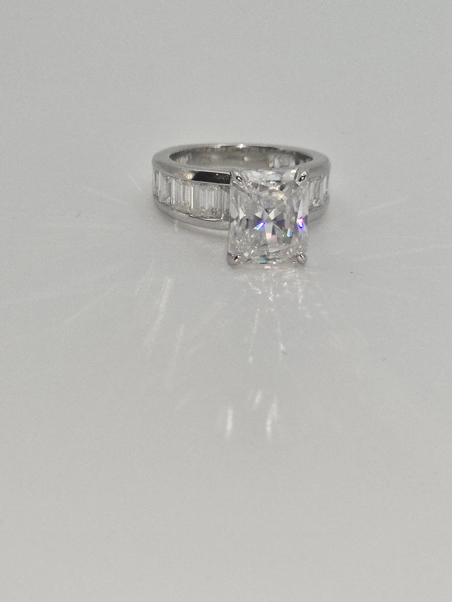 Radiant cut engagement ring