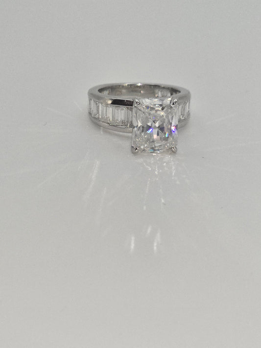 Radiant cut engagement ring