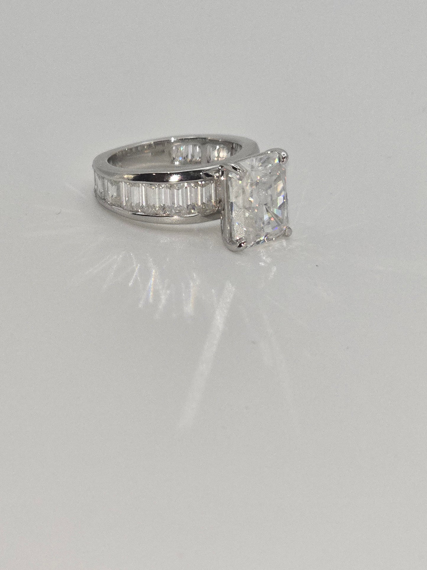 Radiant cut engagement ring